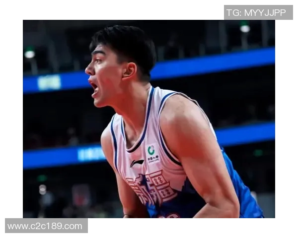 新疆队球星鲁吐布拉：球队中坚力量的崛起之路