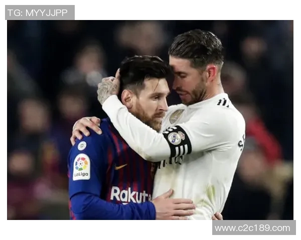 米林科维奇与女友热恋中，曝光甜蜜合影引关注