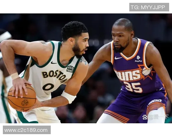 热火主场大胜雄鹿,强势追平东部第一 热火主场大胜雄鹿,强势追平东部第一